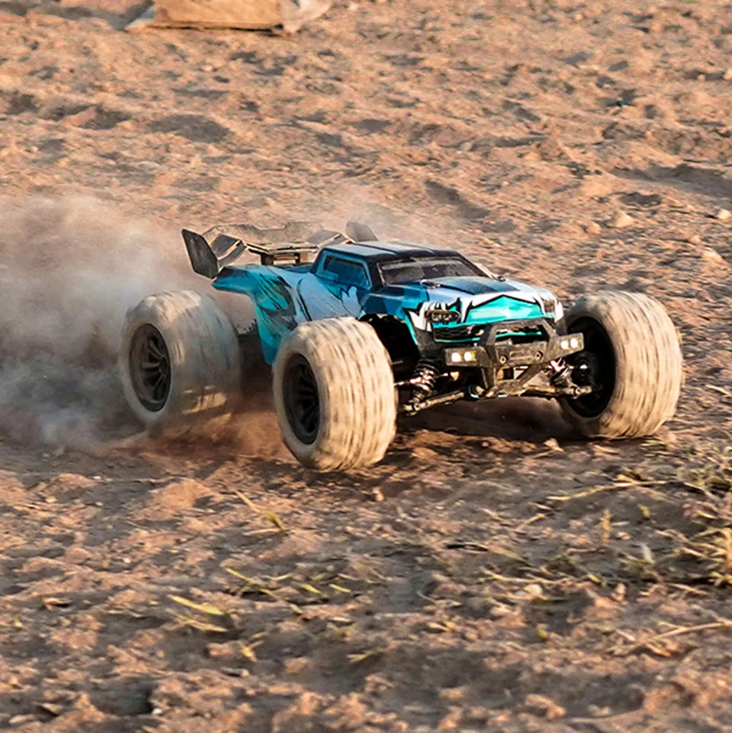 1:14 RC 4x4 Off-Road Monster Truck High-Speed Toy