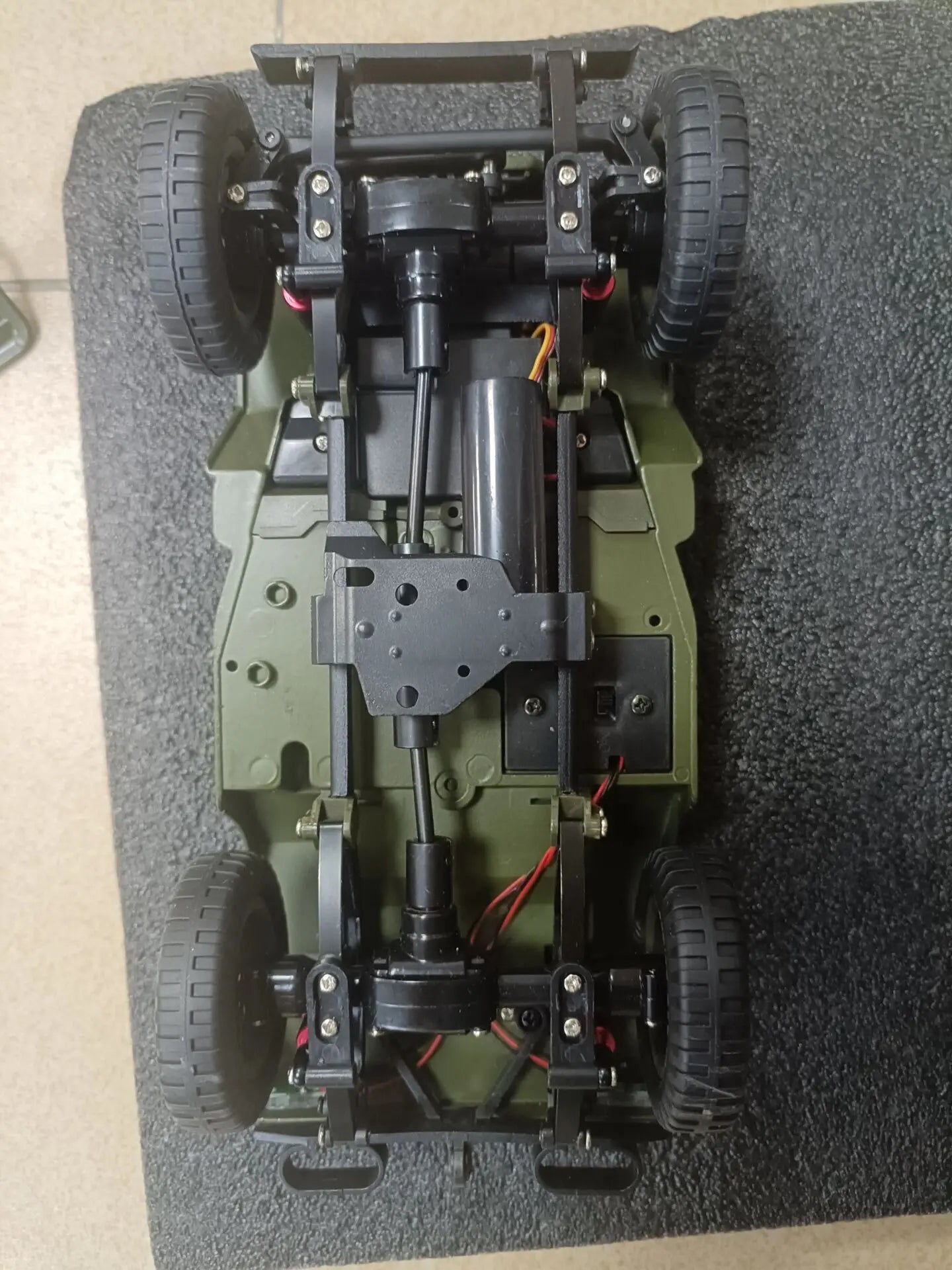 1/16 RC Off-Road 4x4 Military Truck Electric Toy